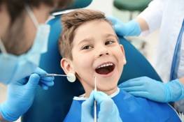 child dental checkup